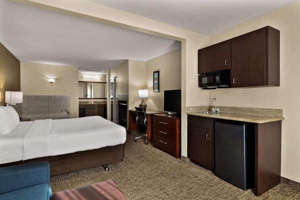 Comfort Inn & Suites Sequoia Kings Canyon Image 10