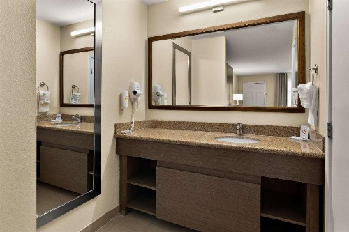 Comfort Inn & Suites Sequoia Kings Canyon image 32
