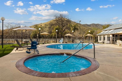 Comfort Inn & Suites Sequoia Kings Canyon image 8